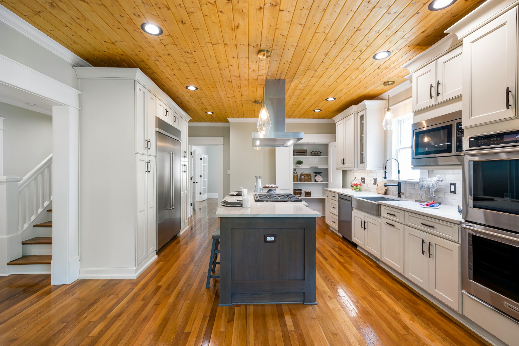 kitchen remodel with island